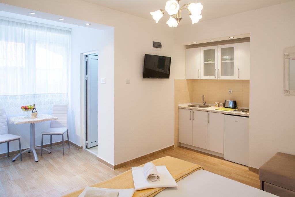 Apartments & Rooms Jelka 科托尔 外观 照片
