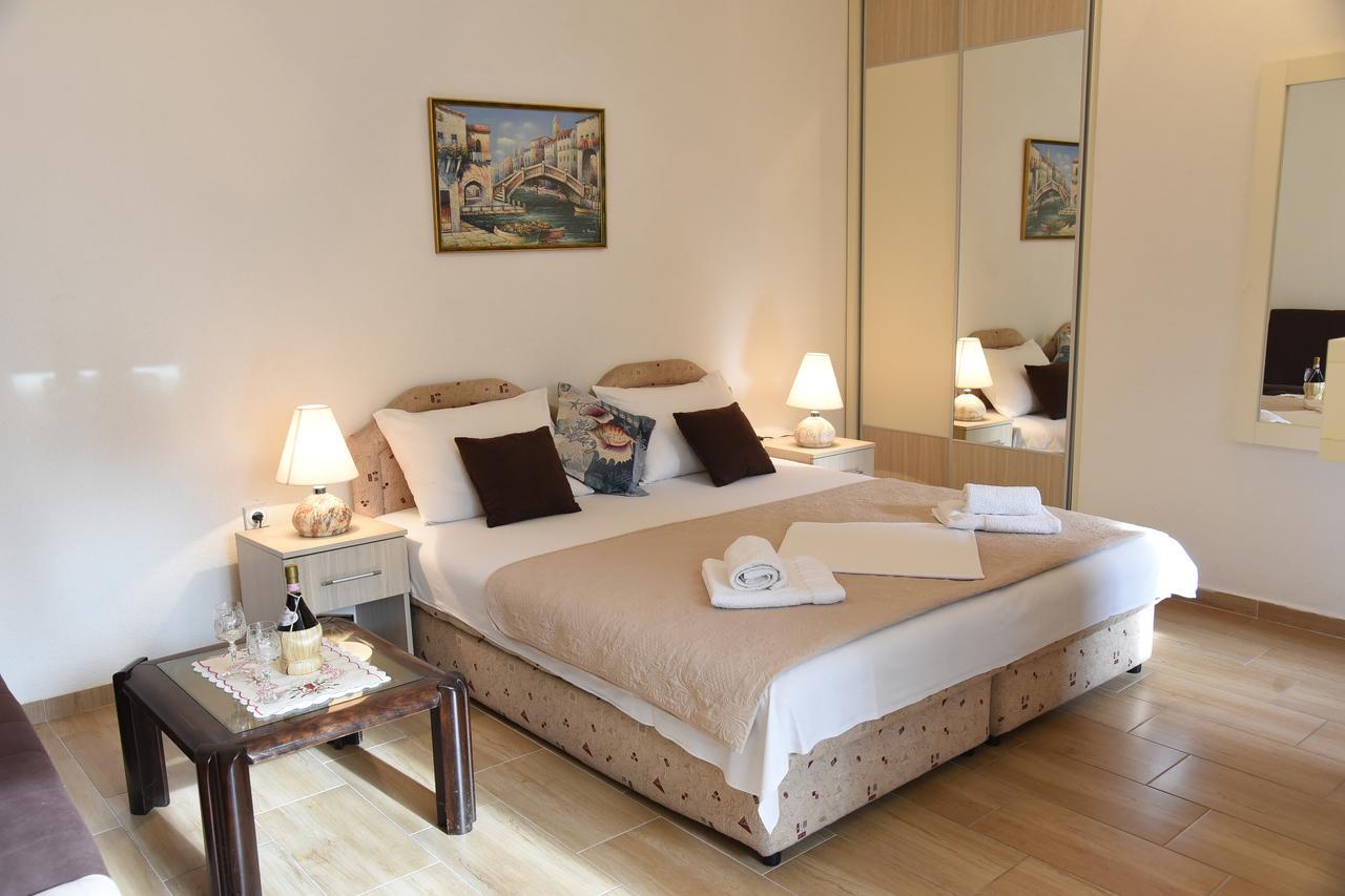 Apartments & Rooms Jelka 科托尔 外观 照片